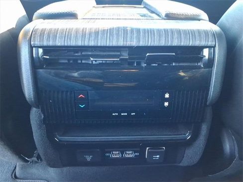 Used 2022 Jeep Wagoneer Series II image 17