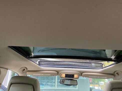 Used 2013 Jeep Grand Cherokee Limited w/ Luxury Group II image 22