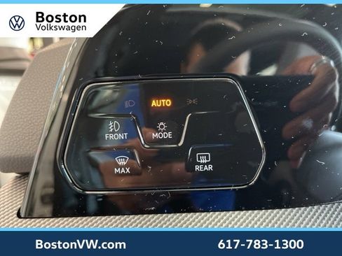 New 2025 Volkswagen GTI Autobahn image 15