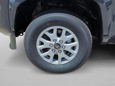 Certified 2025 Toyota Tacoma SR5 image 10