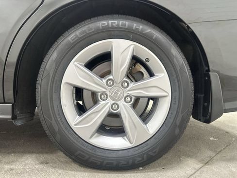 Used 2020 Honda Odyssey EX-L image 12