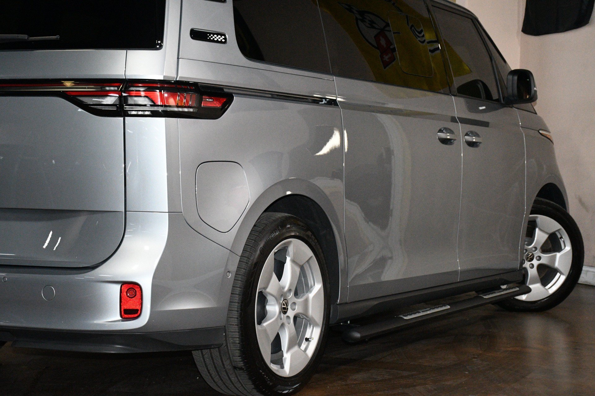 Used 2025 Volkswagen ID. Buzz Pro S RWD image 56