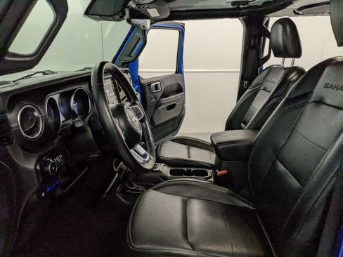 Used 2021 Jeep Wrangler Unlimited Sahara w/ Cold Weather Group image 16