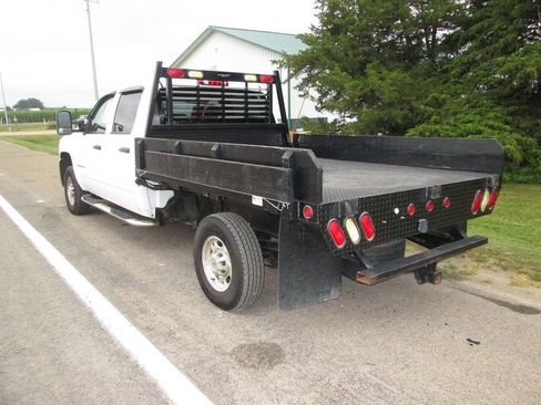 Used 2007 Chevrolet Silverado 2500 LT w/ 2LT Convenience Package AWD/4WD image 6