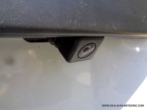 Used 2021 Nissan NV 3500 SV RWD image 17