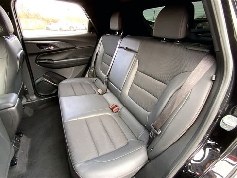 Used 2021 Chevrolet TrailBlazer RS w/ Convenience Package FWD image 20