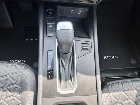 New 2026 Nissan Kicks SV image 20