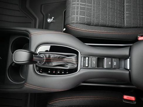 New 2026 Honda HR-V Sport image 18