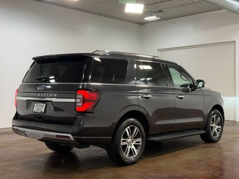 Used 2024 Ford Expedition Limited AWD/4WD image 4