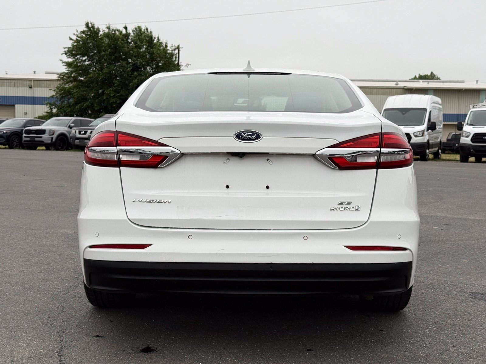 Used 2019 Ford Fusion SE FWD image 8