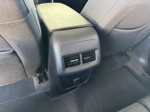 Certified 2018 Chevrolet Equinox LT FWD image 15
