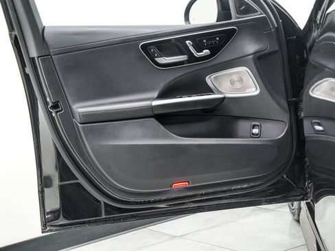 Used 2024 Mercedes-Benz C 300 Sedan image 39