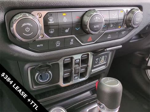 New 2025 Jeep Gladiator Sport image 31