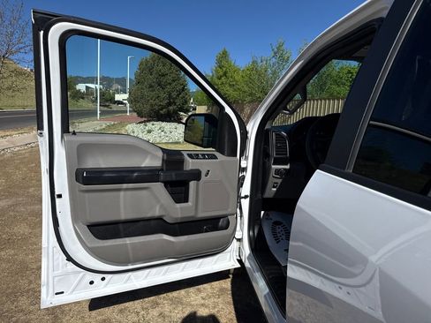 Certified 2019 Ford F150 XL w/ Equipment Group 101A Mid AWD/4WD image 11