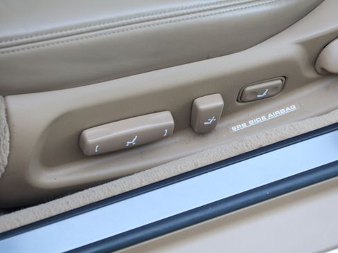 Used 2009 Lexus SC 430 Convertible w/ Preferred Accessory Pkg RWD image 31