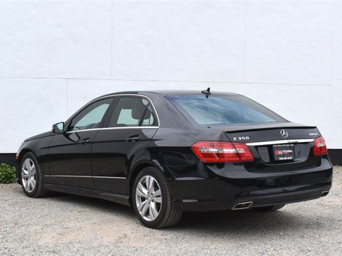 Used 2013 Mercedes-Benz E 350 BlueTEC Sedan image 2