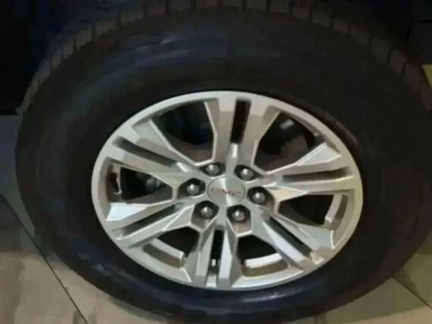 Used 2019 GMC Canyon SLE w/ SLE Convenience Package image 29