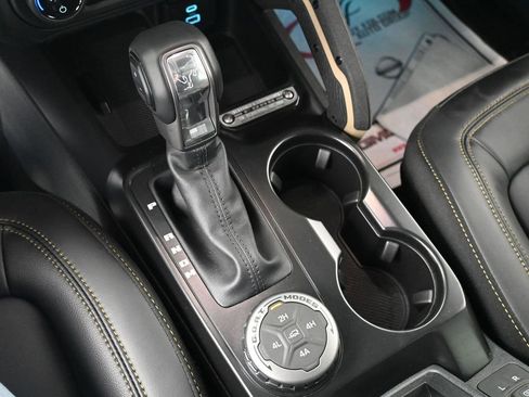 New 2025 Ford Bronco Badlands image 23