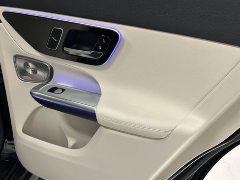 New 2026 Mercedes-Benz GLC 300 4MATIC image 18