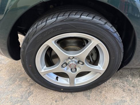 Used 2002 Toyota MR2 image 11