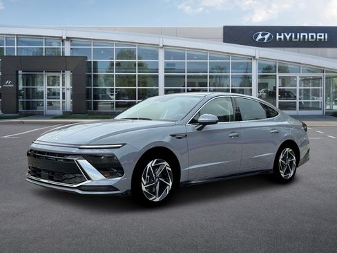New 2026 Hyundai Sonata SEL FWD image 2