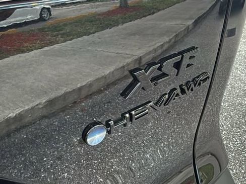 Used 2025 Toyota Corolla Cross AWD Hybrid w/ Convenience Package image 8