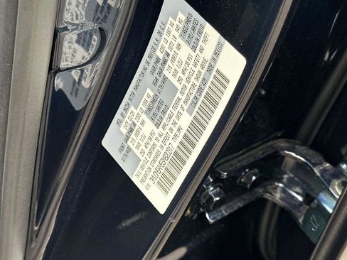 Certified 2025 MAZDA CX-30 AWD 2.5 S image 30