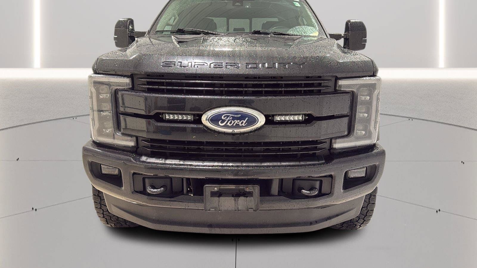 Used 2019 Ford F250 Lariat w/ Lariat Ultimate Package AWD/4WD image 34