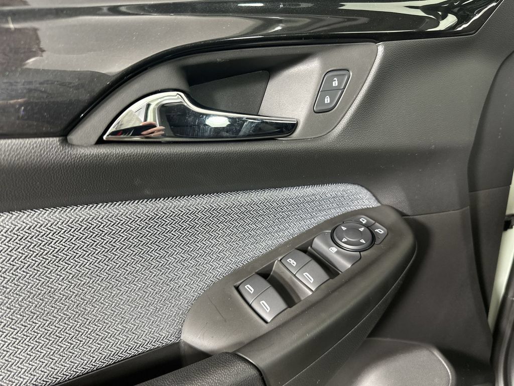 New 2026 Chevrolet TrailBlazer LS w/ LS Convenience Package FWD image 23