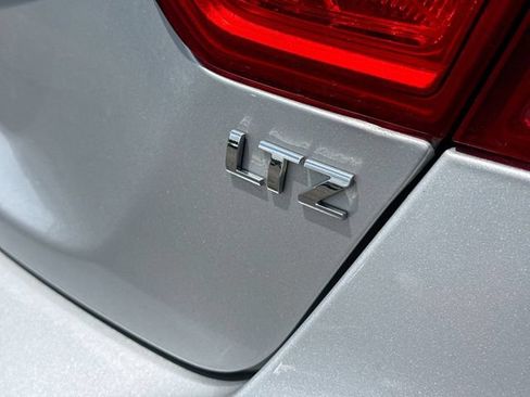 Used 2015 Chevrolet Impala LTZ FWD image 6