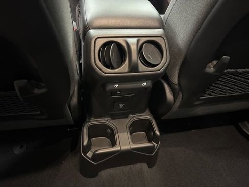New 2026 Jeep Wrangler Unlimited Rubicon image 7