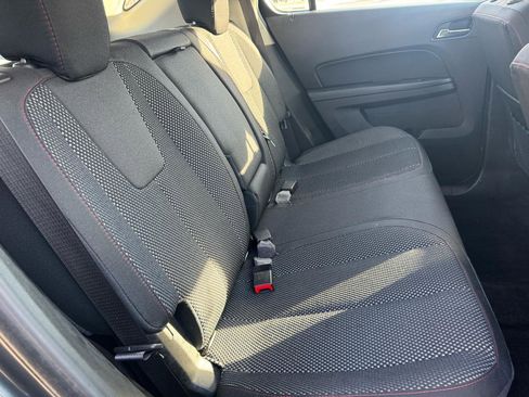 Used 2017 Chevrolet Equinox LS image 40