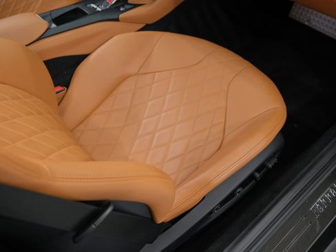 Used 2021 Ferrari 812 GTS image 38