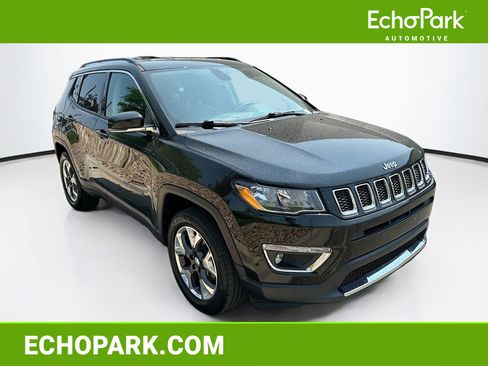Used 2019 Jeep Compass Limited AWD/4WD image 1
