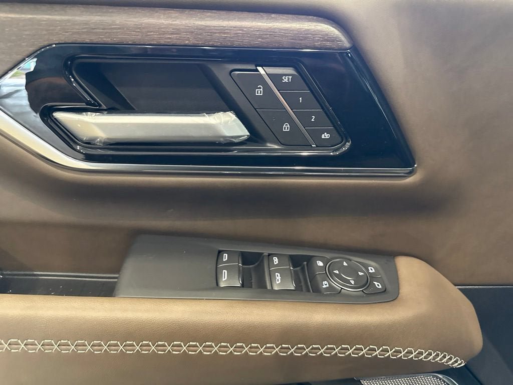New 2026 GMC Yukon XL Denali Ultimate AWD/4WD image 27