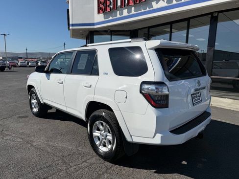 Used 2024 Toyota 4Runner SR5 image 7