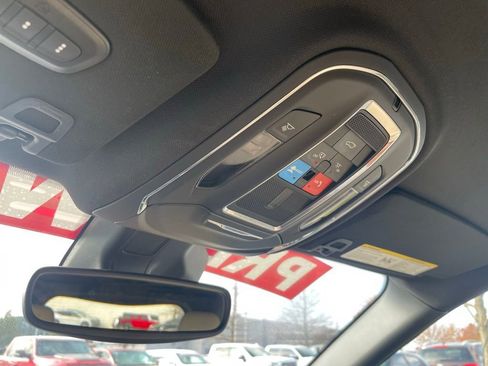 Used 2024 Jeep Grand Cherokee Limited image 20