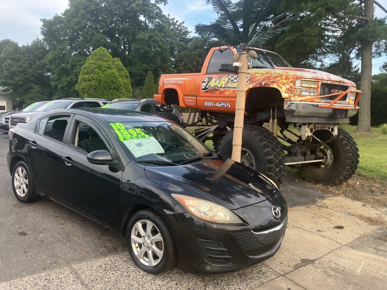 Used 2010 MAZDA MAZDA3 i Touring FWD image 2