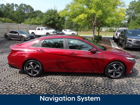 Certified 2023 Hyundai Elantra Limited FWD image 5