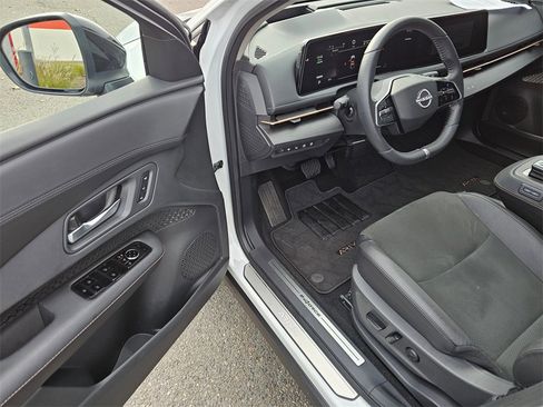 Certified 2024 Nissan Ariya AWD image 13
