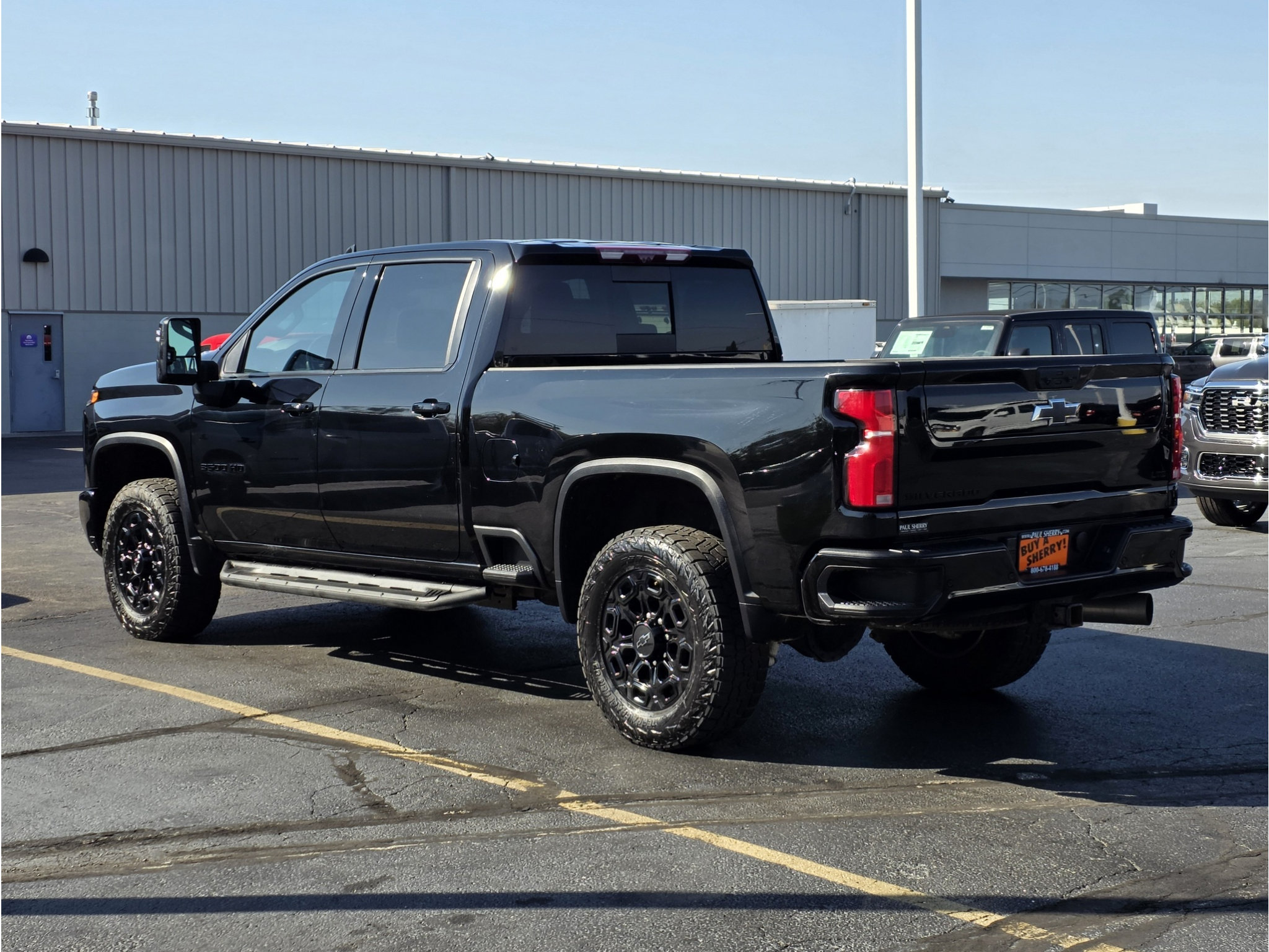 Used 2024 Chevrolet Silverado 3500 LTZ w/ LTZ Plus Package AWD/4WD image 10