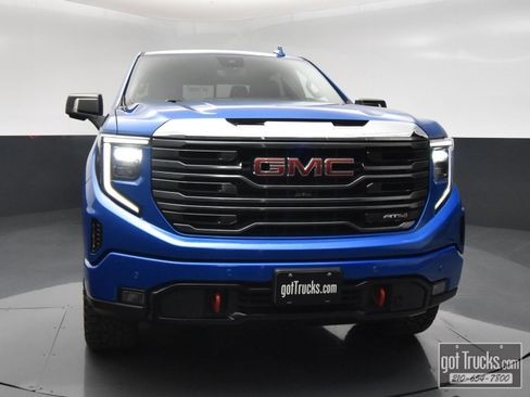 Used 2022 GMC Sierra 1500 AT4 w/ AT4 Premium Package AWD/4WD image 51