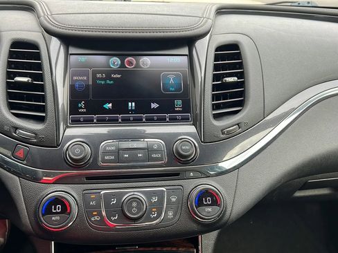 Used 2014 Chevrolet Impala LT image 27