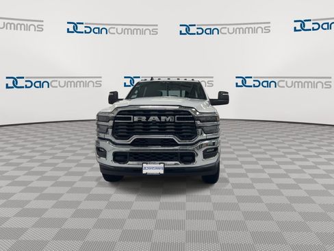 New 2026 RAM 2500 Tradesman AWD/4WD image 3