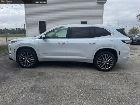 New 2026 Buick Enclave Avenir w/ Super Cruise Package AWD/4WD image 2