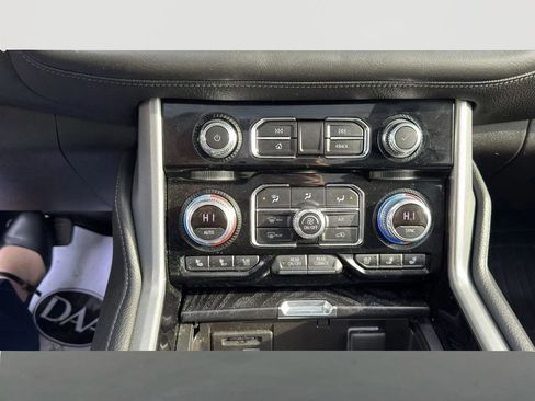 Used 2021 GMC Yukon XL Denali w/ Denali Ultimate Package image 22