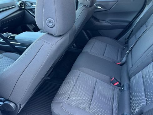 New 2025 Chevrolet Equinox LT FWD image 12