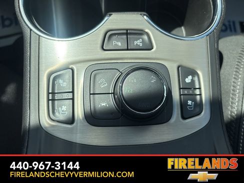 Used 2023 GMC Terrain Denali w/ Black Diamond Edition AWD/4WD image 29