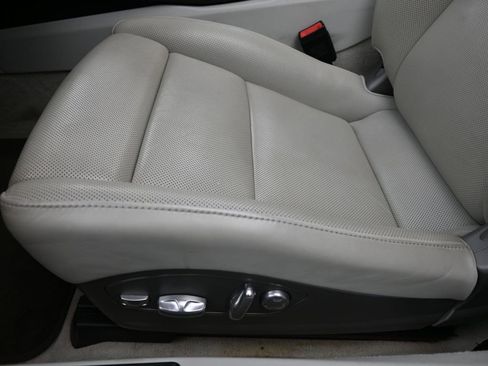 Used 2014 Porsche 911 Targa 4S image 6