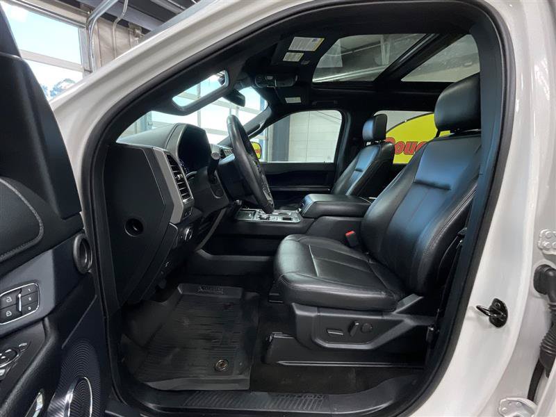 Used 2020 Ford Expedition XLT w/ Equipment Group 202A RWD image 11